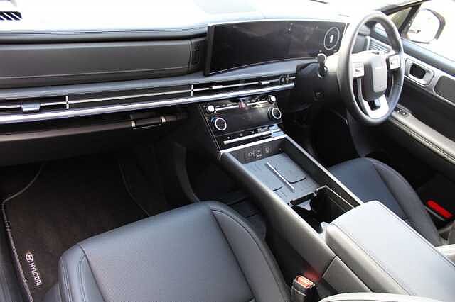 Hyundai SANTA FE Ultimate 1.6T Hybrid 4WD