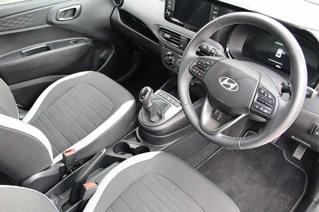 Hyundai i10 Advance 1.0 MPI Auto