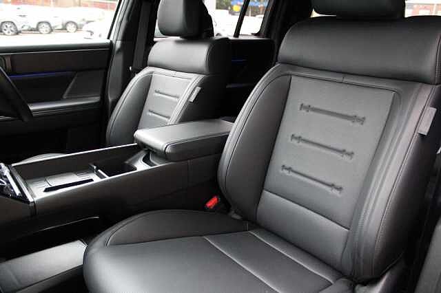 Hyundai SANTA FE Calligraphy 1.6T PHEV 4WD