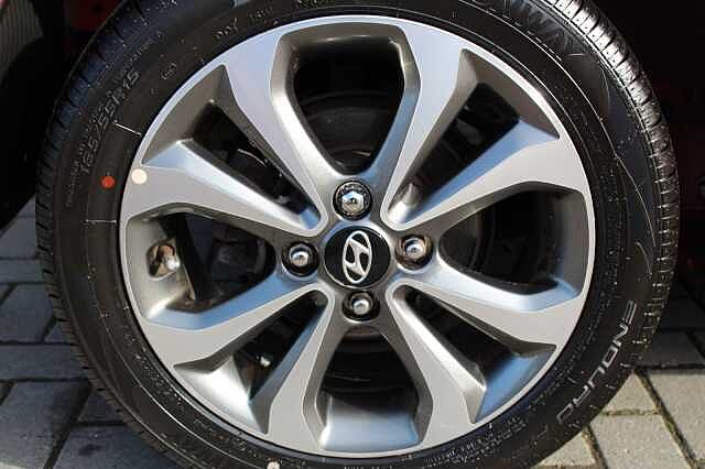 Hyundai i10 Play 1.0 MPI