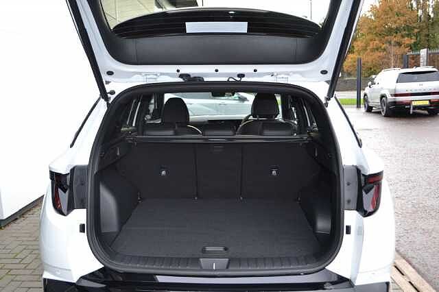 Hyundai TUCSON N Line 1.6T HEV 215PS