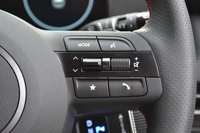 Hyundai TUCSON N Line 1.6T HEV 215PS