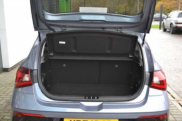 Hyundai i20 Premium 1.0 T-GDI 100PS DCT Automatic