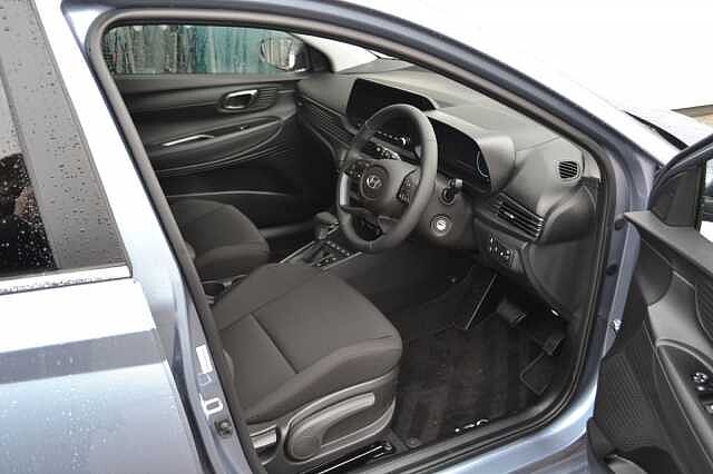 Hyundai i20 Premium 1.0 T-GDI 100PS DCT Automatic