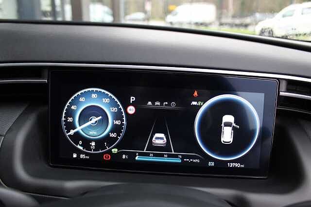 Hyundai TUCSON Premium 1.6 T-GDI 230PS HEV