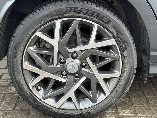 Hyundai KONA Hybrid Premium 1.6 HEV DCT