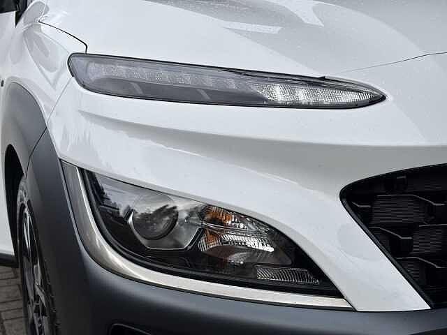 Hyundai KONA Premium 1.0T MHEV 6MT