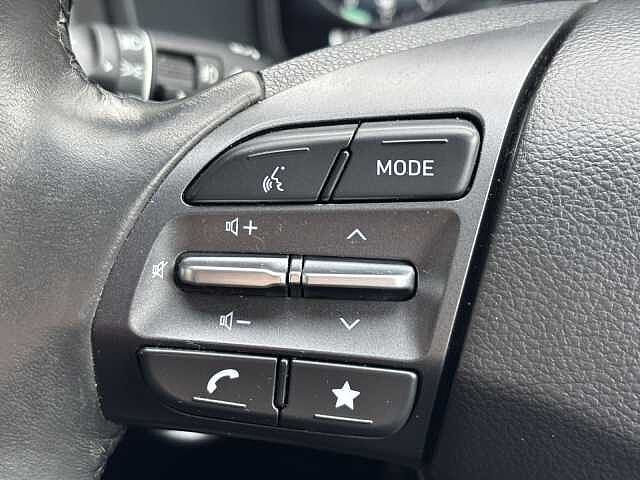 Hyundai KONA Premium 1.0T MHEV 6MT