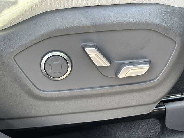 Hyundai SANTA FE Ultimate 1.6 T-GDI HEV 2WD