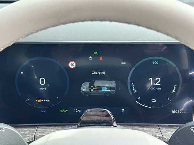 Hyundai SANTA FE Ultimate 1.6 T-GDI HEV 2WD