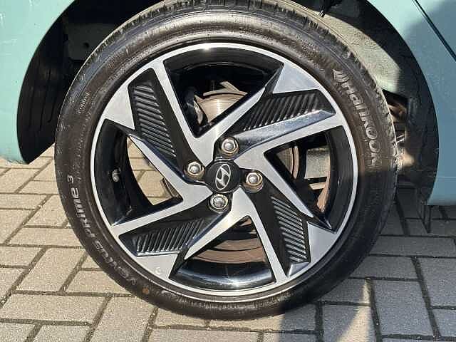 Hyundai i10 Premium 1.0 AMT