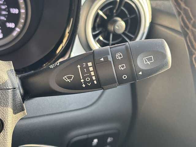 Hyundai i10 Premium 1.0 AMT