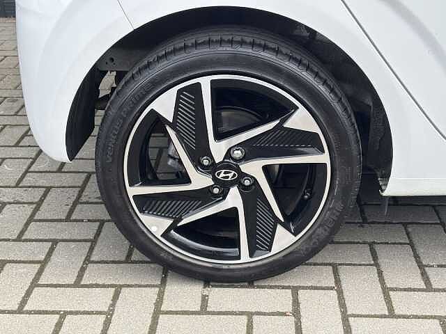 Hyundai i10 Premium 1.0 67PS AMT