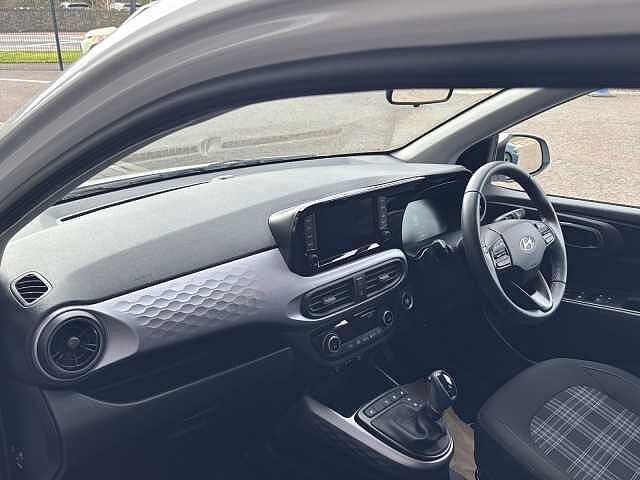 Hyundai i10 Premium 1.0 67PS AMT