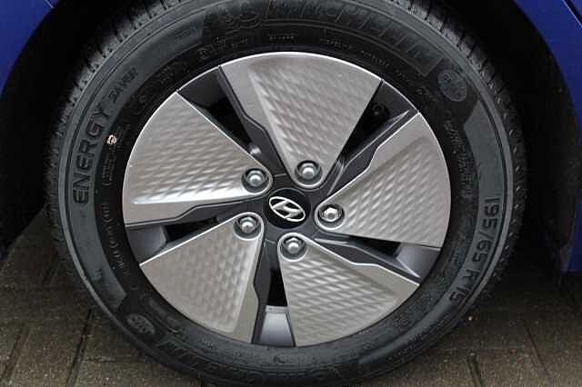 Hyundai Ioniq Hybrid Premium 1.6 HEV DCT