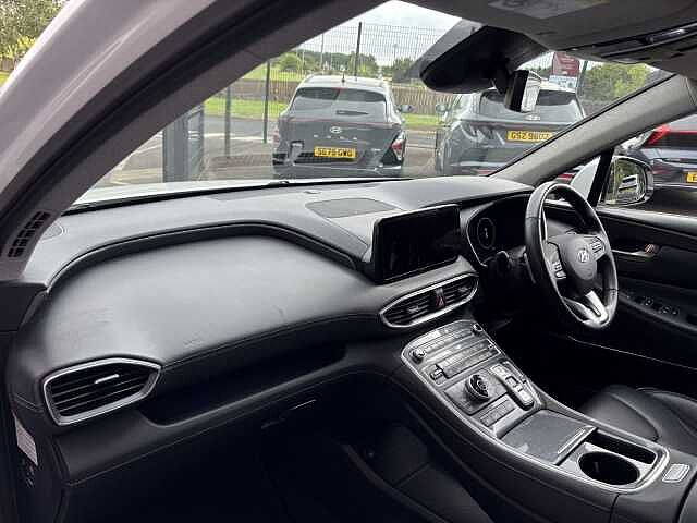 Hyundai SANTA FE Ultimate 1.6 T-GDI 230PS HEV 4WD Creamy White Pearlescent