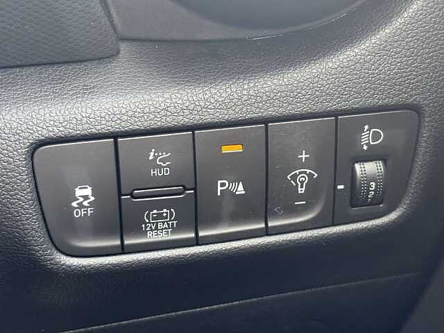 Hyundai KONA Ultimate 1.6 HEV DCT