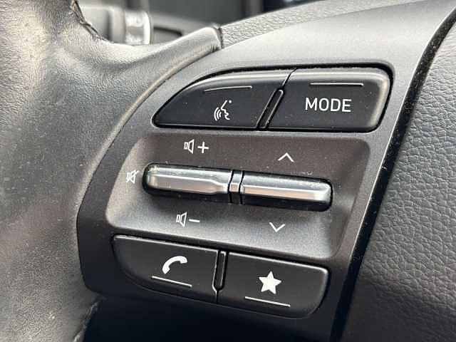 Hyundai KONA SE Connect 1.0T MHEV 120PS 6MT